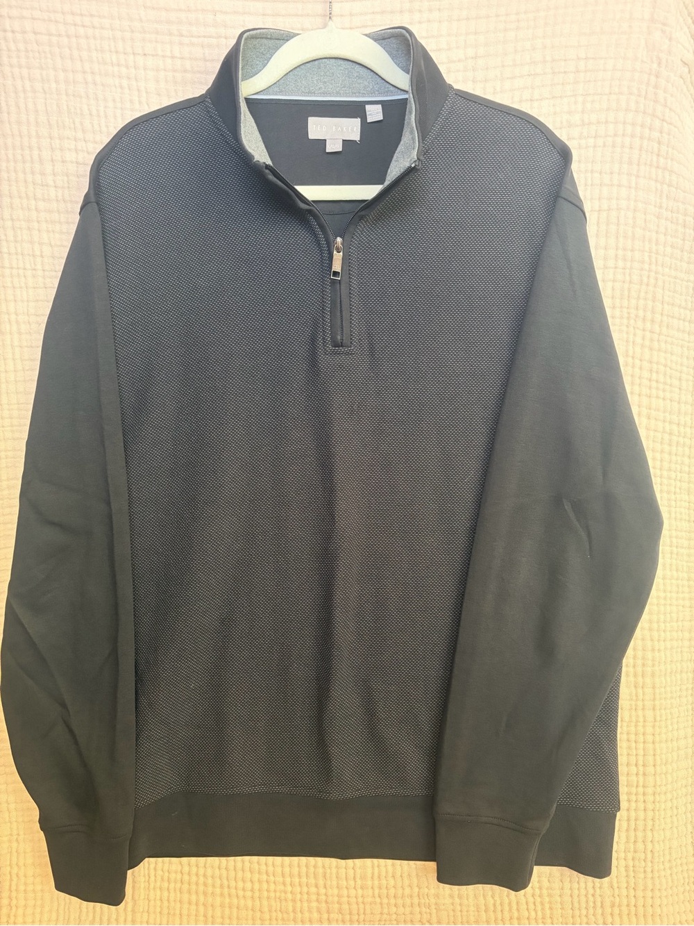 Ted Baker London Men’s L Black Textured 1/4 Zip Pullover Sweater